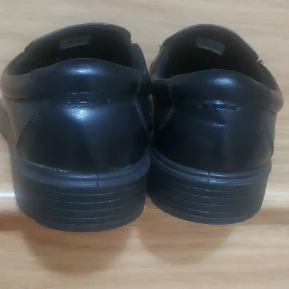 Men 👞 Size 8 - Picture 6 of 11